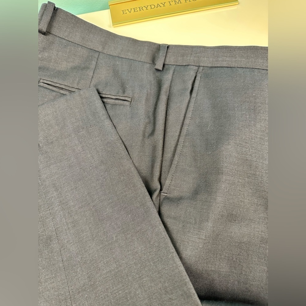 JoS A Bank mens wool pants, size 35 by 32, excellent condition - Picture 3 of 7
